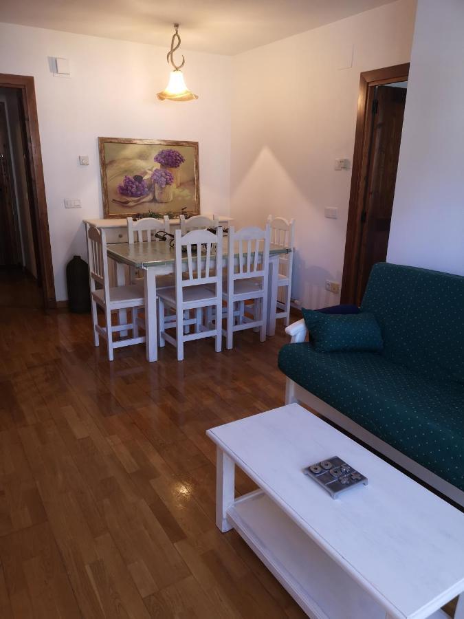 Residencial Valle De Benasque Exterior photo